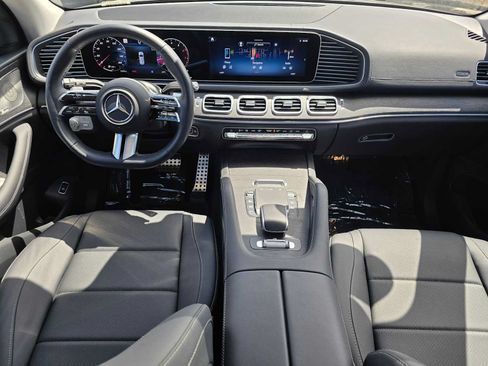Used 2026 Mercedes-Benz GLS 450 4MATIC image 20