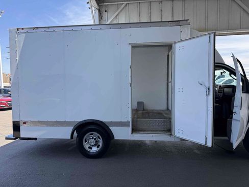 Used 2023 Chevrolet Express 3500 w/ Power Convenience Package RWD image 3