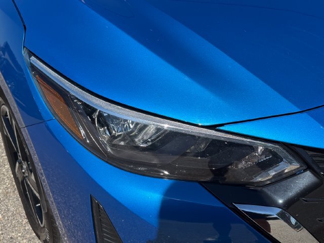 Used 2025 Nissan Sentra SV FWD image 12
