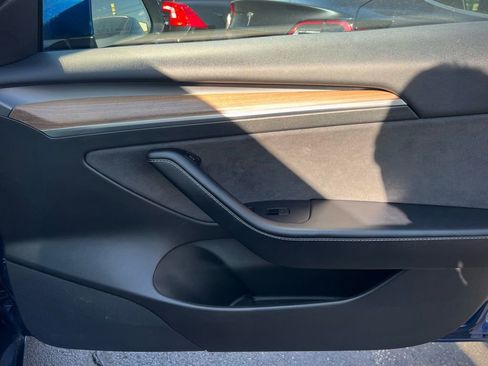 Used 2022 Tesla Model 3 image 27