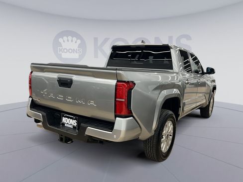 Used 2024 Toyota Tacoma SR5 image 4