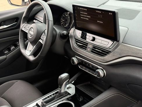 Certified 2023 Nissan Altima 2.5 SV w/ SV Premium Package image 36