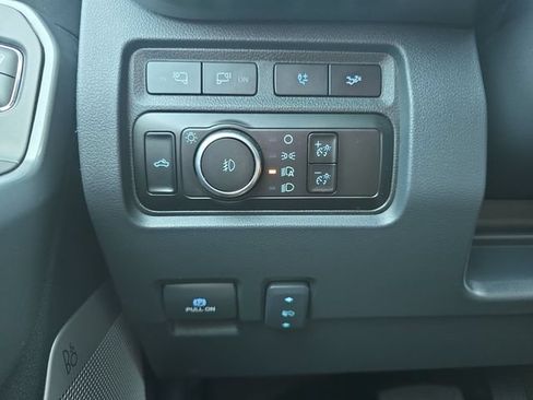 Certified 2023 Ford F350 Lariat w/ Lariat Ultimate Package AWD/4WD image 32