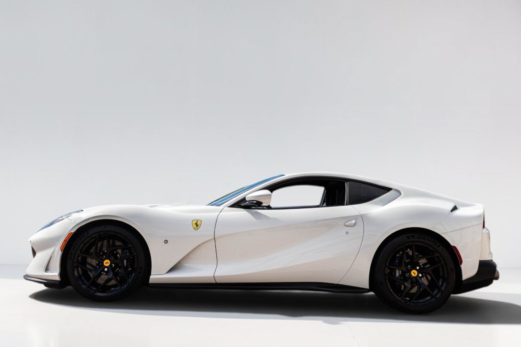 Certified 2019 Ferrari 812 Superfast RWD image 9