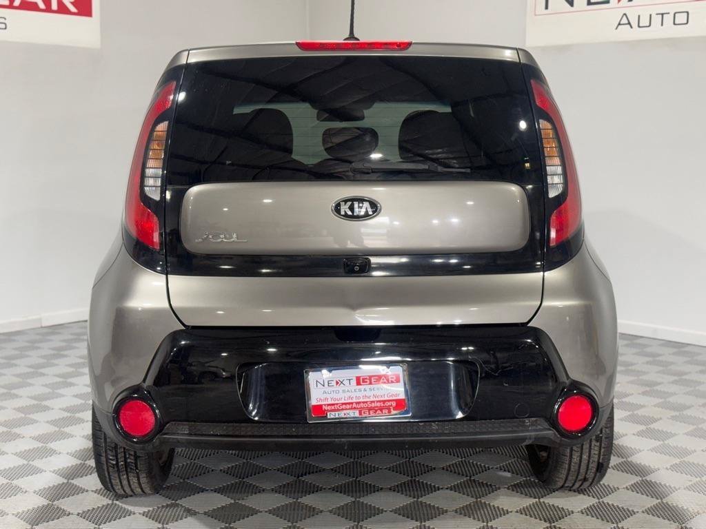 Used 2016 Kia Soul + FWD image 7