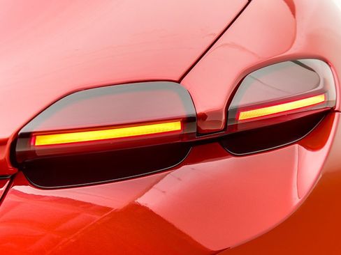 Certified 2024 Ferrari Roma Spider image 25