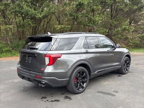 Used 2020 Ford Explorer ST w/ ST Street Pack image 7