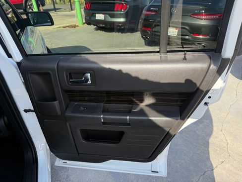 Used 2019 Ford Flex SEL w/ Equipment Group 202A image 17