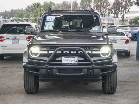 Used 2024 Ford Bronco Outer Banks AWD/4WD image 2