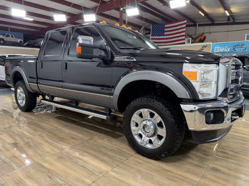 Used 2014 Ford F250 Lariat w/ Lariat Ultimate Package AWD/4WD image 3
