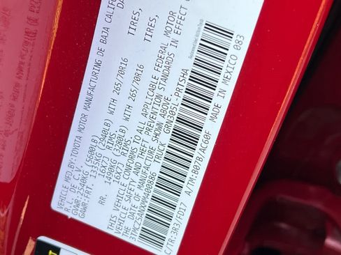 Used 2021 Toyota Tacoma TRD Off-Road image 28