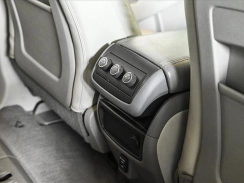 Used 2014 Buick Enclave Leather image 18