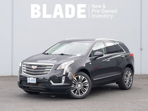 Used 2019 Cadillac XT5 Luxury w/ Trailering Package AWD/4WD image 1