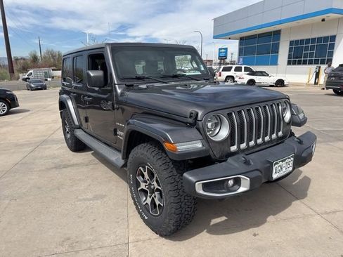 Used 2020 Jeep Wrangler Unlimited Sahara image 3