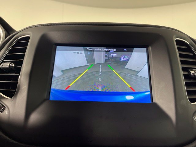 Used 2018 Jeep Compass Latitude w/ Popular Equipment Group AWD/4WD image 28
