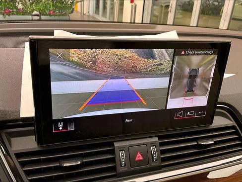 Used 2021 Audi Q5 Premium Plus w/ Premium Plus Package image 28