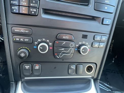 Used 2014 Volvo XC90 3.2 image 29