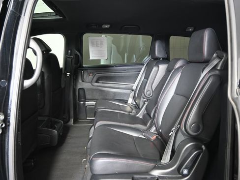 Used 2023 Honda Odyssey Sport image 18