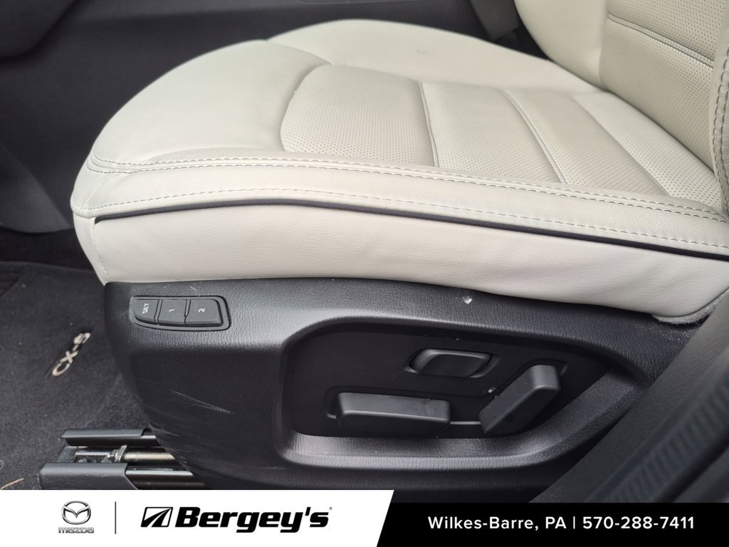 Used 2025 MAZDA CX-5 AWD 2.5 S w/ Preferred Package image 21