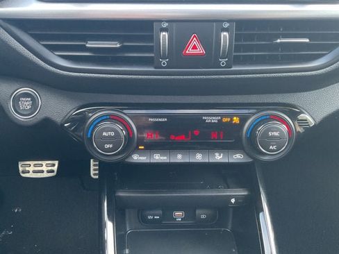 Used 2023 Kia Forte GT-Line w/ GT-Line Premium Package image 20