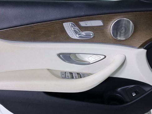 Certified 2022 Mercedes-Benz E 350 4MATIC Sedan image 9