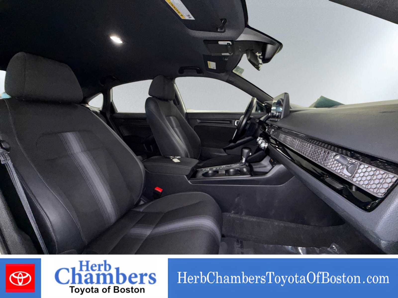 Used 2023 Honda Civic Sport image 17