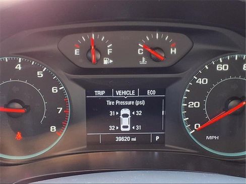 Used 2022 Chevrolet Malibu LT image 18