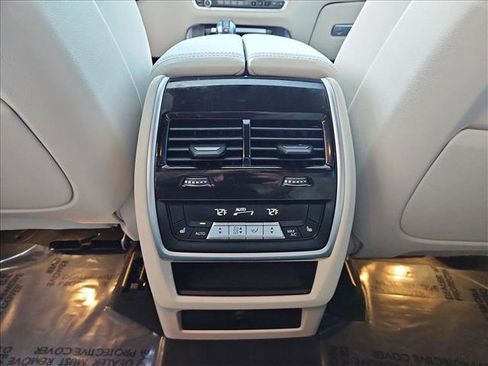 Used 2023 BMW X5 M50i w/ Executive Package image 18