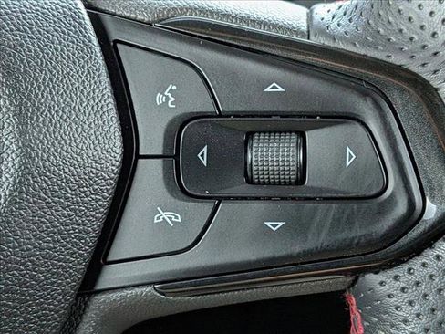 Used 2023 Chevrolet TrailBlazer RS w/ Convenience Package image 16