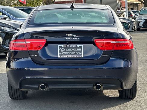 Used 2017 Jaguar XE Premium image 5