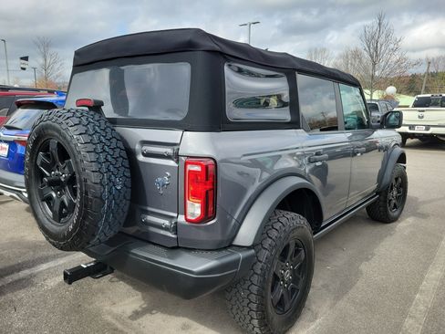 Used 2022 Ford Bronco Black Diamond image 22