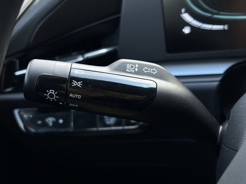 New 2026 Kia Niro LX FWD image 28