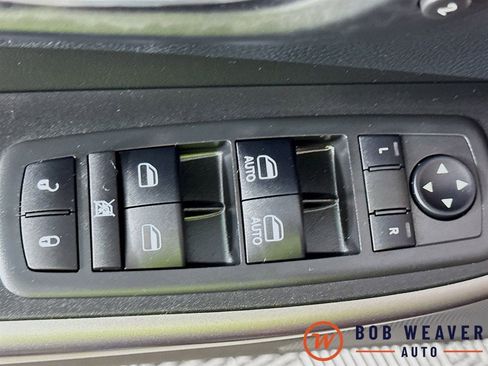 Used 2019 Jeep Cherokee Limited AWD/4WD image 23