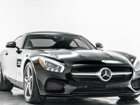 Used 2017 Mercedes-Benz AMG GT Coupe image 3