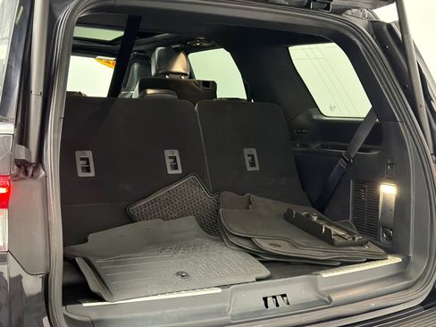 Certified 2022 Lincoln Navigator Reserve AWD/4WD image 9