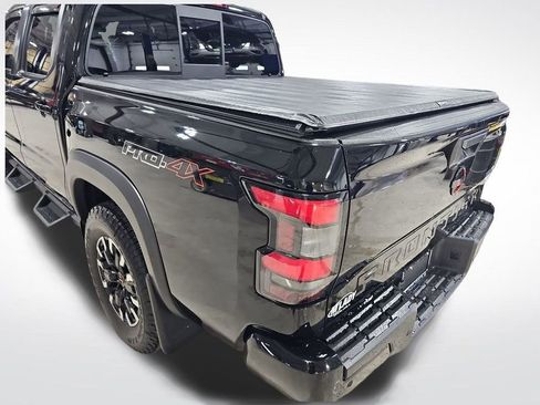 Used 2022 Nissan Frontier PRO-4X w/ Technology Package image 21