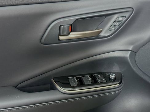 New 2026 Toyota Crown Signia AWD/4WD image 13