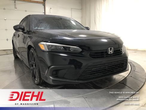 Used 2024 Honda Civic Sport image 1