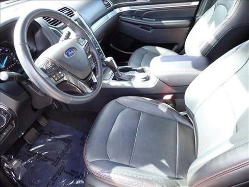 Used 2019 Ford Explorer Sport w/ Equipment Group 401A AWD/4WD image 12