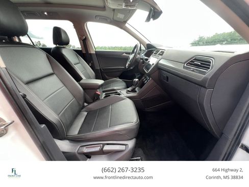 Used 2021 Volkswagen Tiguan SEL FWD image 19