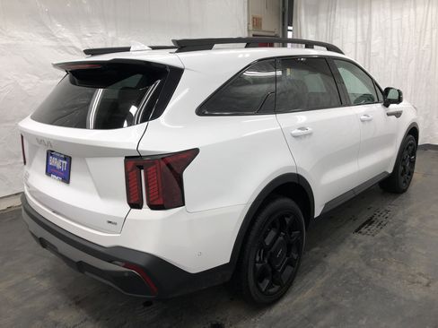 Certified 2024 Kia Sorento SX image 3