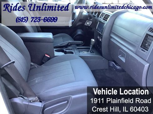 Used 2011 Dodge Nitro Heat image 27