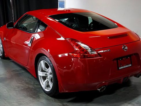 Used 2010 Nissan 370Z Touring image 30