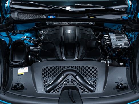 Used 2022 Porsche Macan S image 45