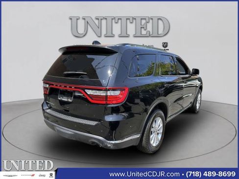 Used 2023 Dodge Durango SXT Launch Edition image 3