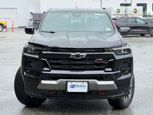 Used 2024 Chevrolet Colorado Z71 w/ Z71 Convenience Package 2 AWD/4WD image 2