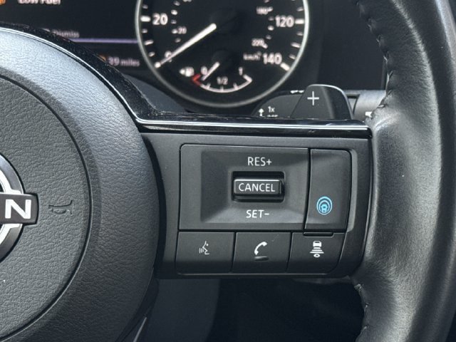 Used 2022 Nissan Pathfinder SV FWD image 14