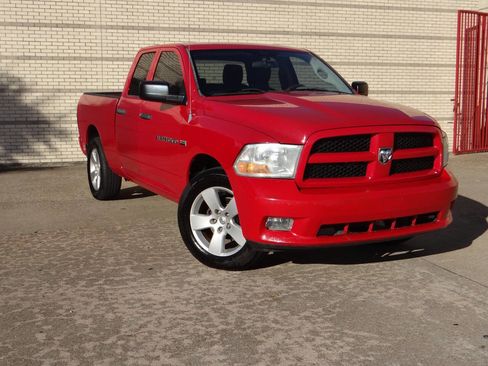 Used 2012 RAM 1500 Express image 24