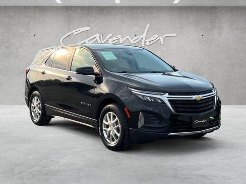 Used 2024 Chevrolet Equinox LT FWD image 2