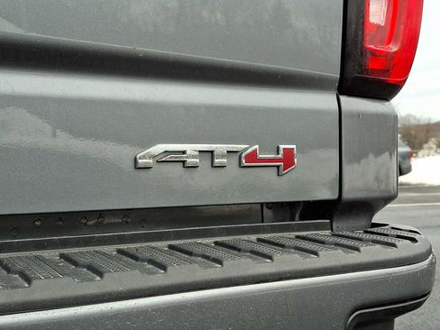 Certified 2021 GMC Sierra 1500 AT4 w/ AT4 Premium Package image 31